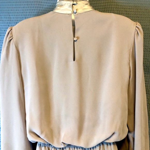 Vintage Dim The Lites Art Deco Silver And Sheer Grey Gown, Size 8 - Picture 15 of 16